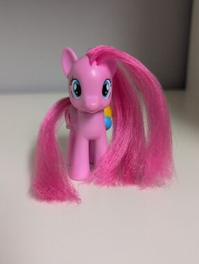 My Little Pony Pinkie Pie Explore Equestria Magical Scene 3" Brushable Hair 2010